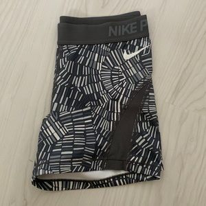 Nike pro short